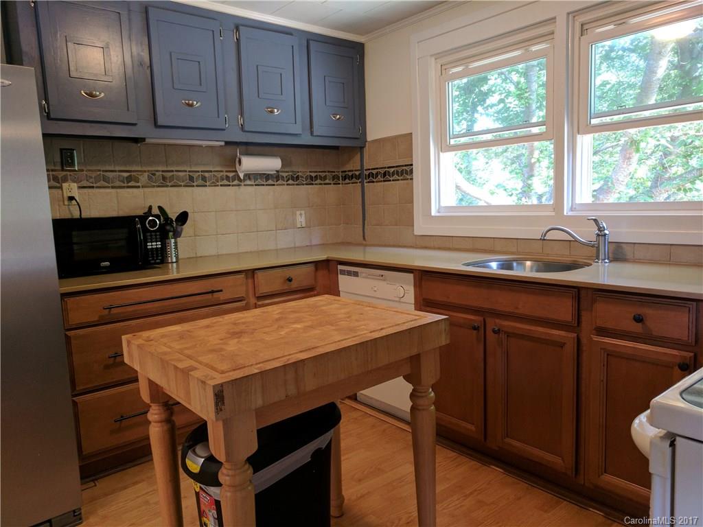 10 Temple Avenue Asheville NC 28804