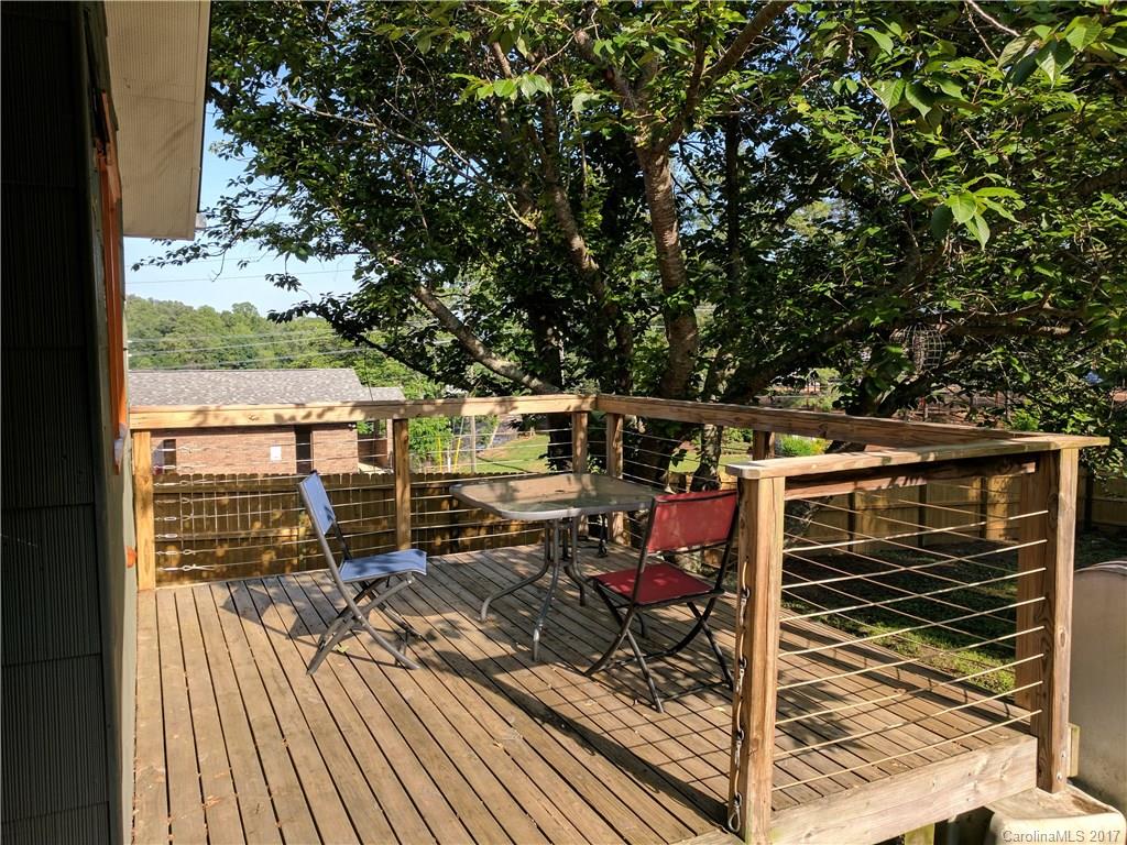 10 Temple Avenue Asheville NC 28804
