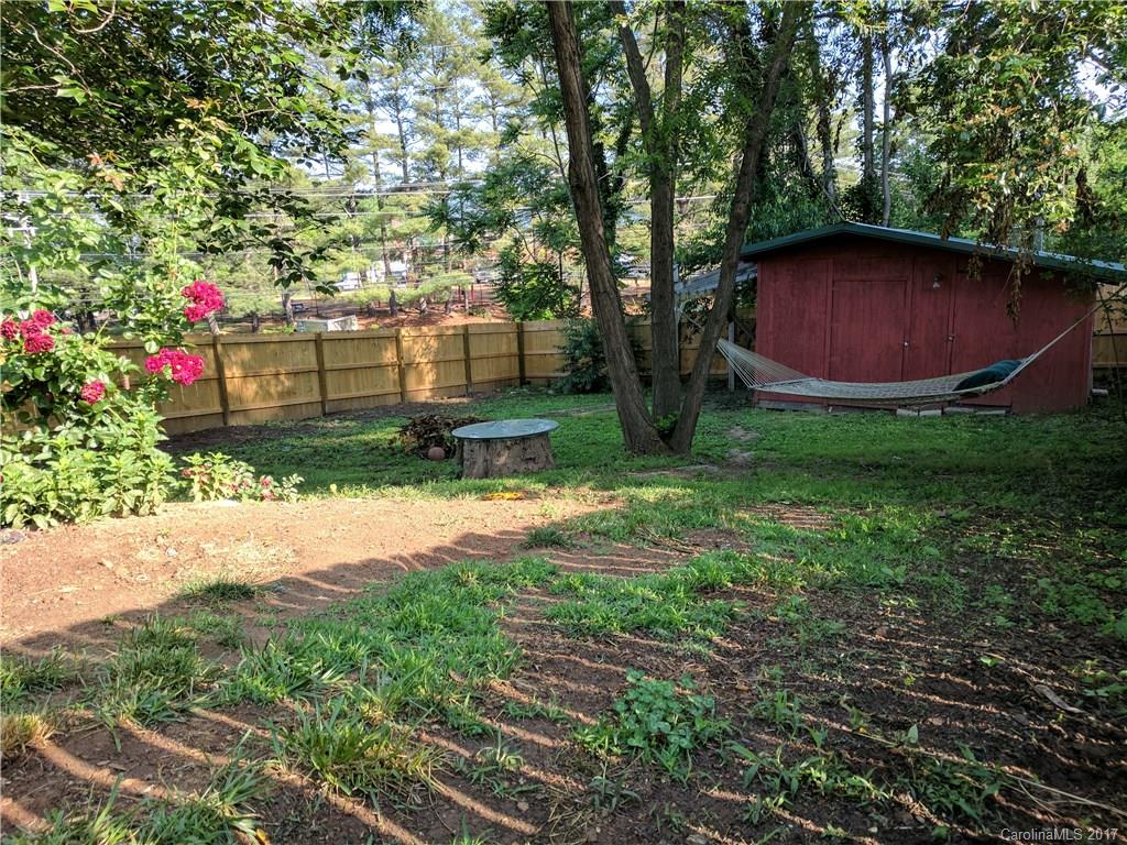 10 Temple Avenue Asheville NC 28804