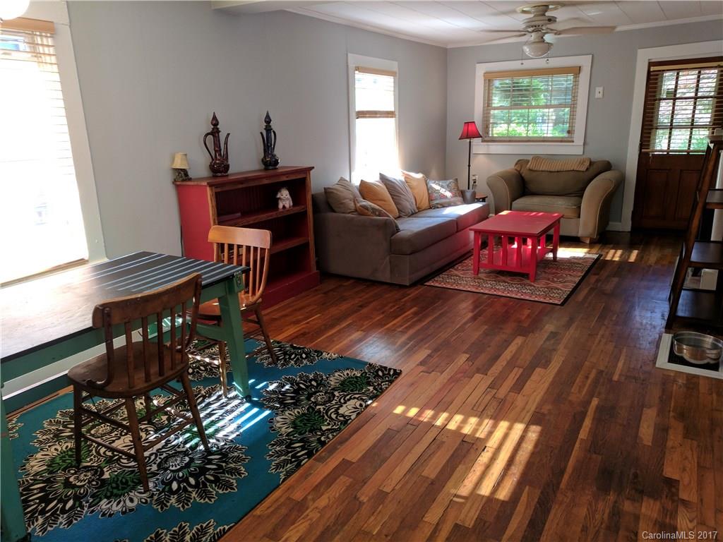 10 Temple Avenue Asheville NC 28804
