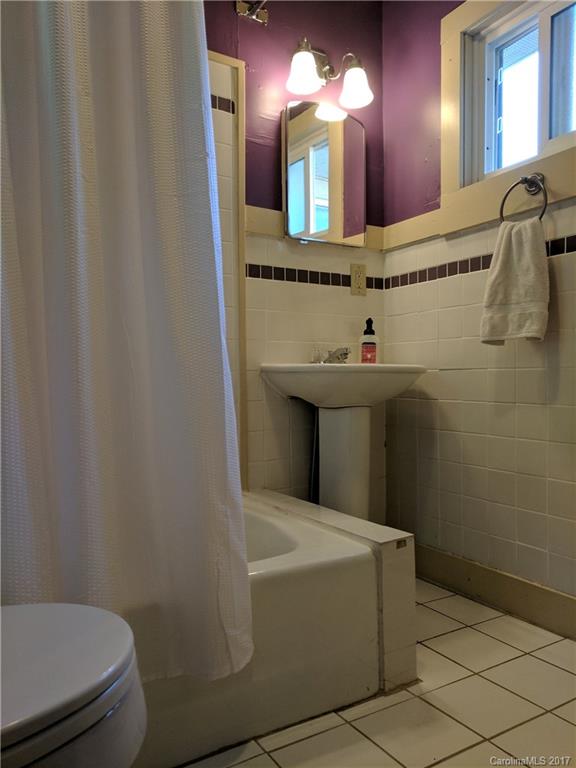 10 Temple Avenue Asheville NC 28804