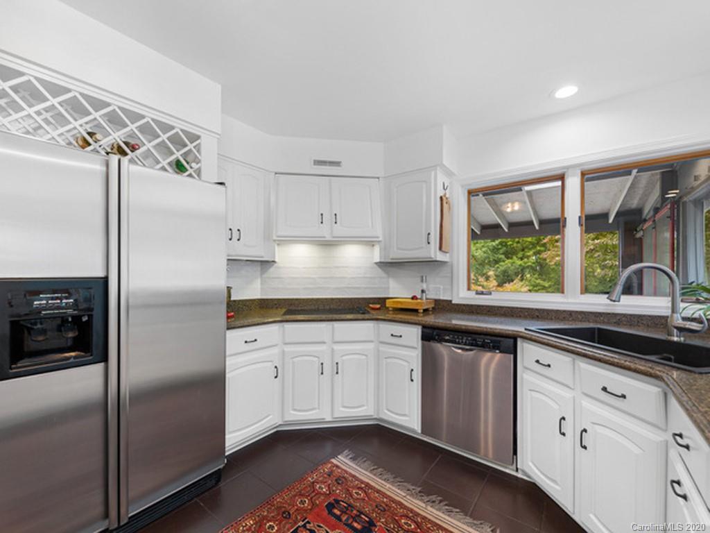 33 Spring Cove Road Swannanoa NC 28778