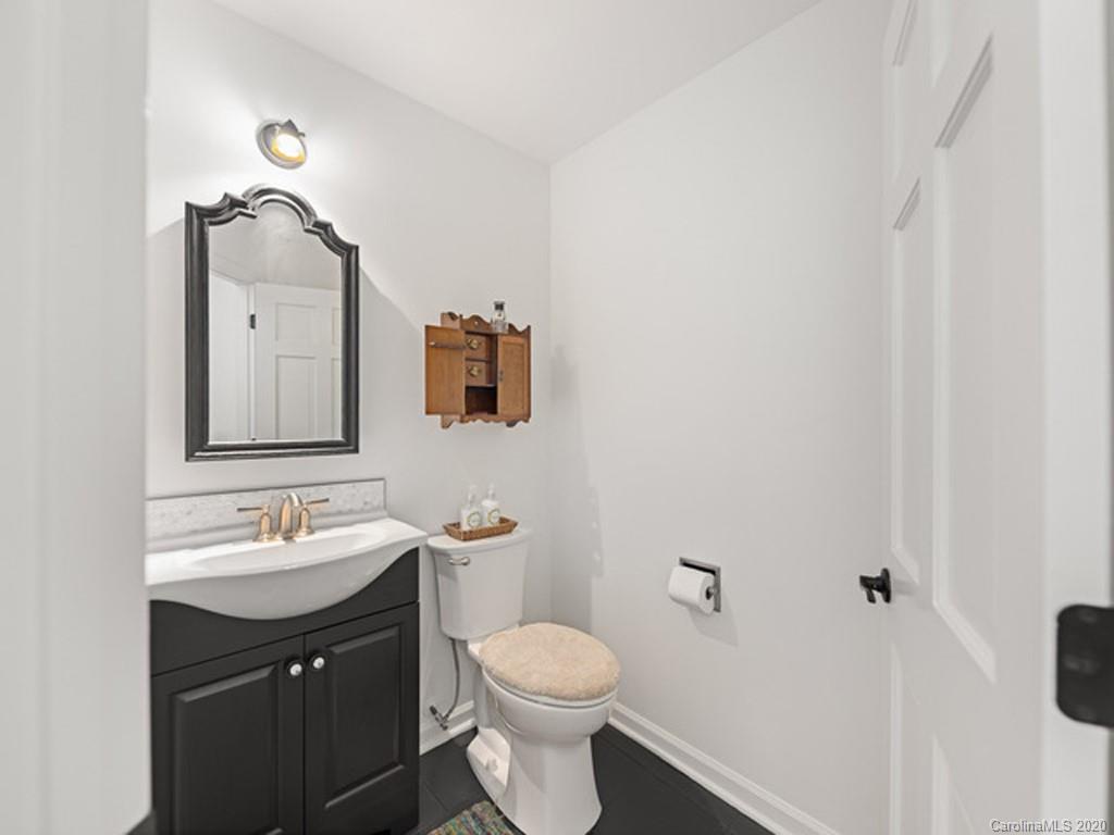 33 Spring Cove Road Swannanoa NC 28778