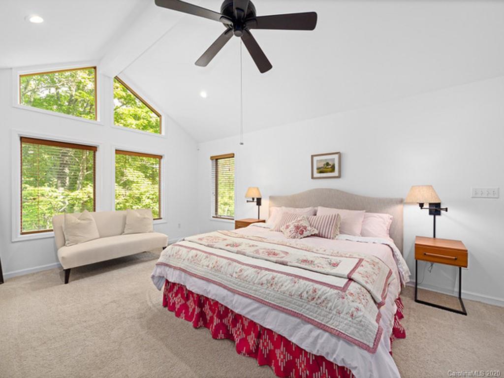 33 Spring Cove Road Swannanoa NC 28778