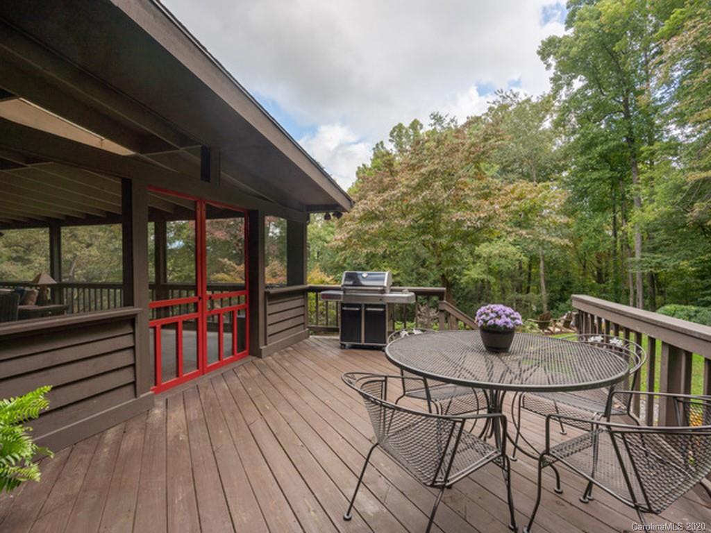 33 Spring Cove Road Swannanoa NC 28778