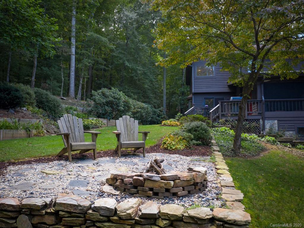 33 Spring Cove Road Swannanoa NC 28778