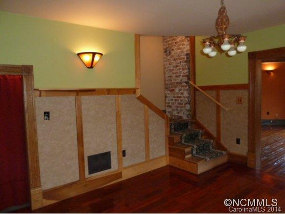 76 Starnes Avenue Asheville NC 28801