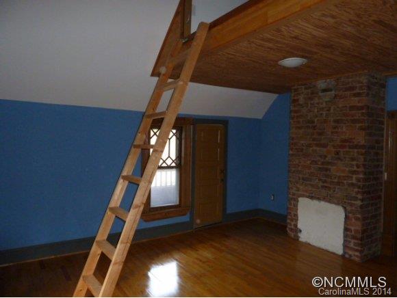 76 Starnes Avenue Asheville NC 28801