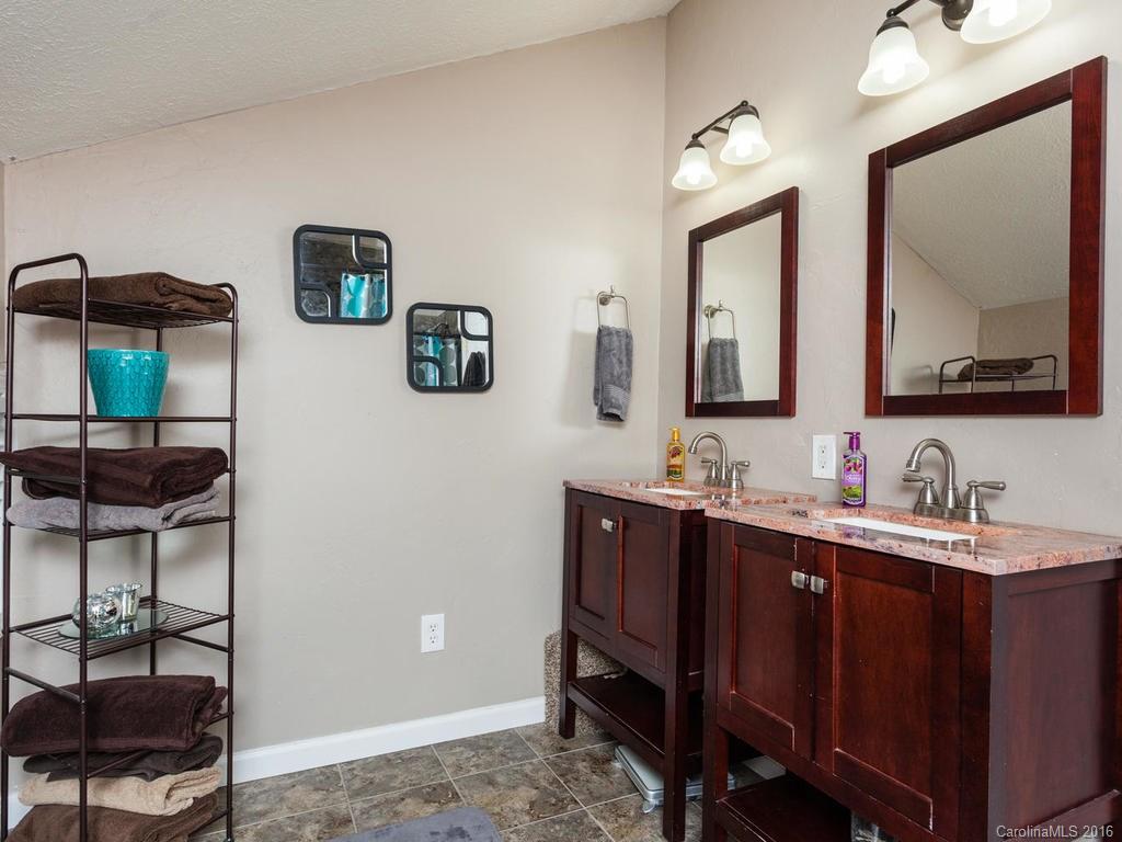 1111 Glenn Bridge Road SE Arden NC 28704