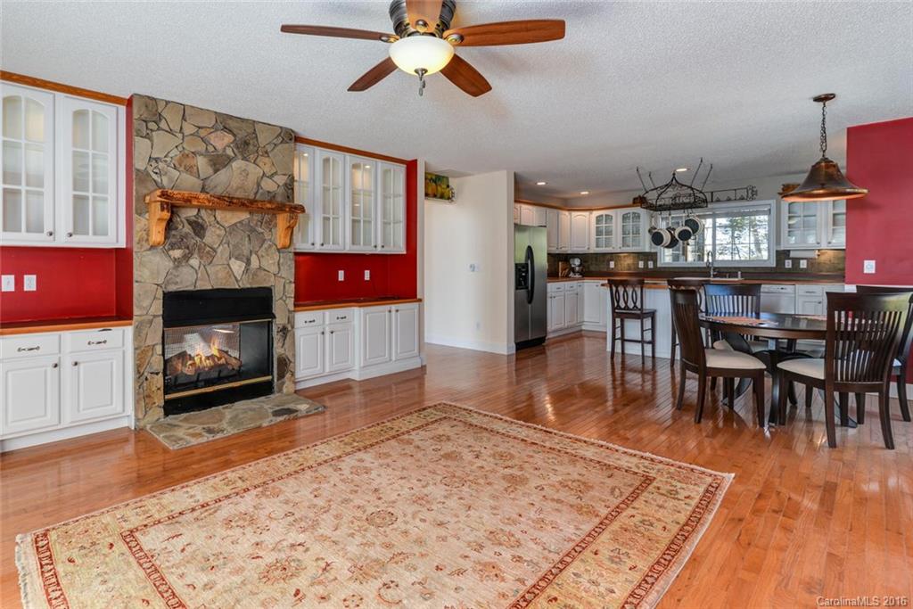 65 Red Maple Drive Weaverville NC 28787