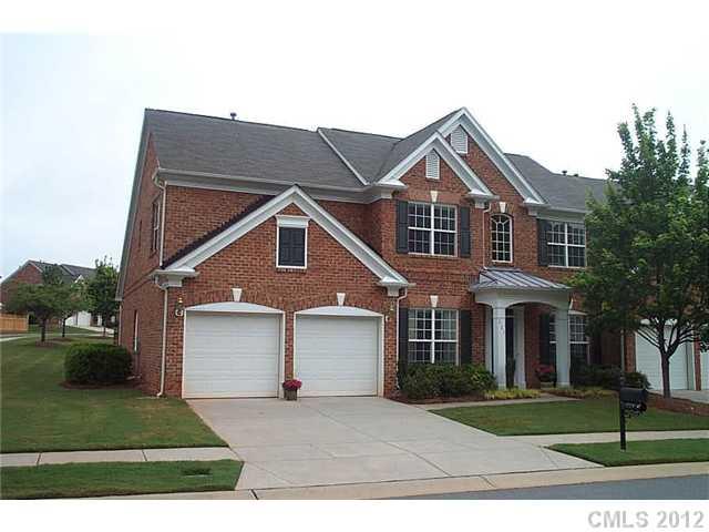 221 Robinlynn Road Matthews NC 28105