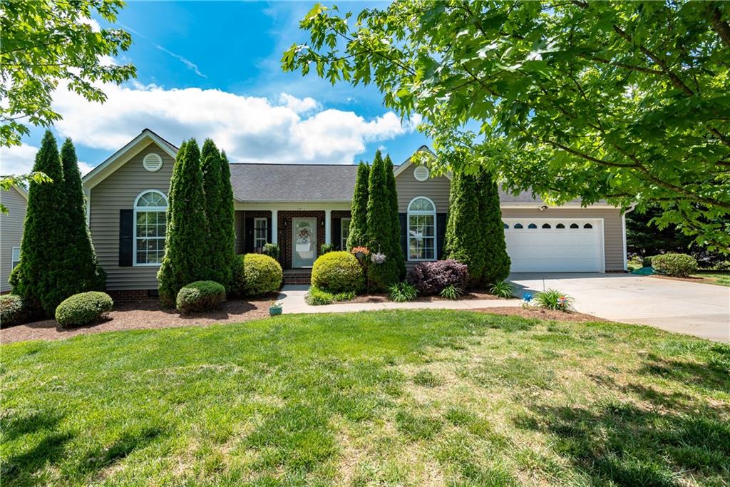 1571 Parkway Drive Newton NC 28658