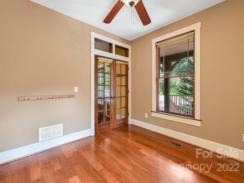 7 Ravenna Street Asheville NC 28803