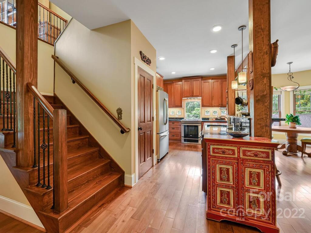 7 Ravenna Street Asheville NC 28803