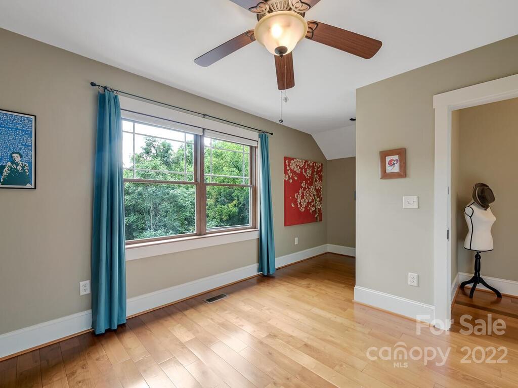 7 Ravenna Street Asheville NC 28803