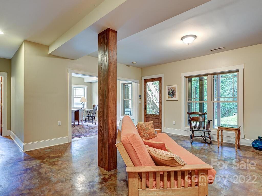 7 Ravenna Street Asheville NC 28803