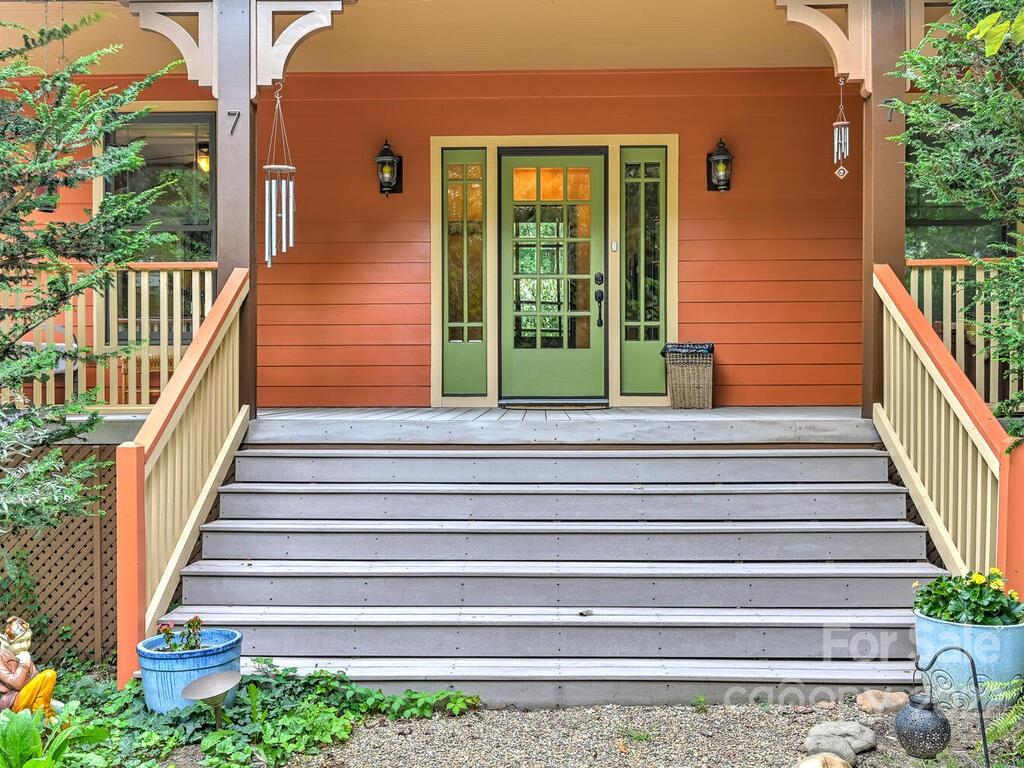 7 Ravenna Street Asheville NC 28803