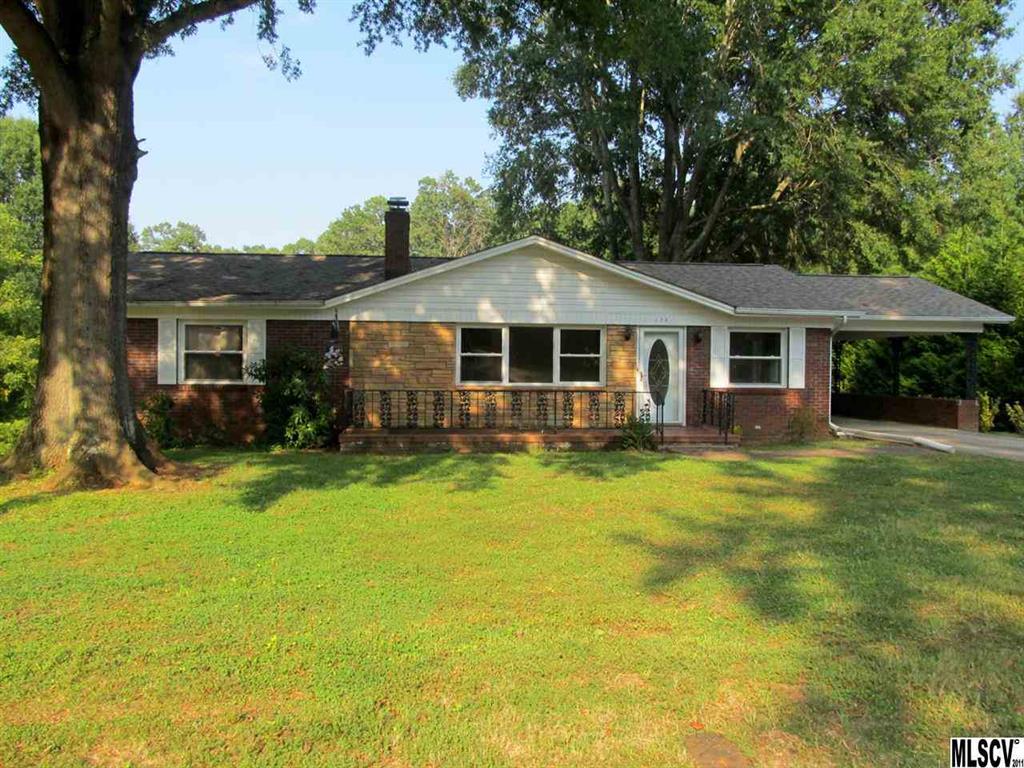 128 40th Avenue Place NW Hickory NC 28601