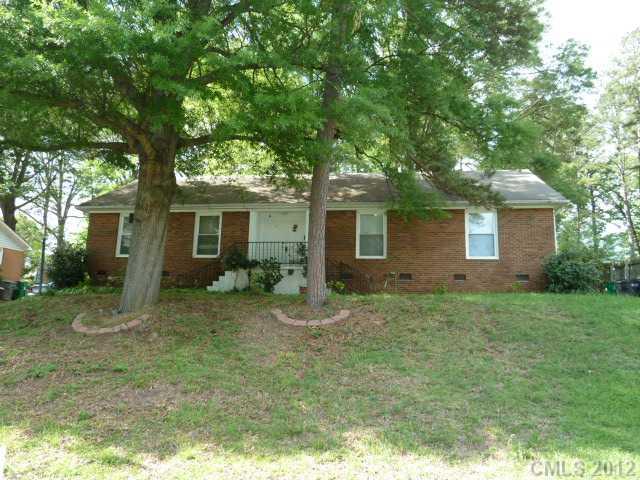 5825 Amity Place Charlotte NC 28212