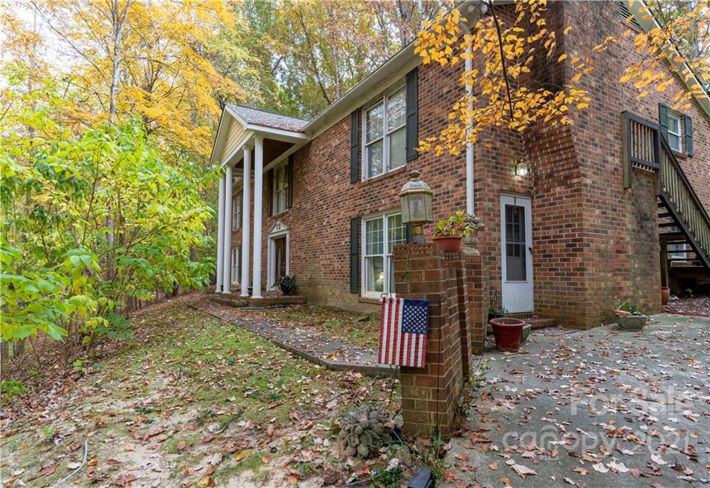2721 Brook Hollow Road Charlotte NC 28270