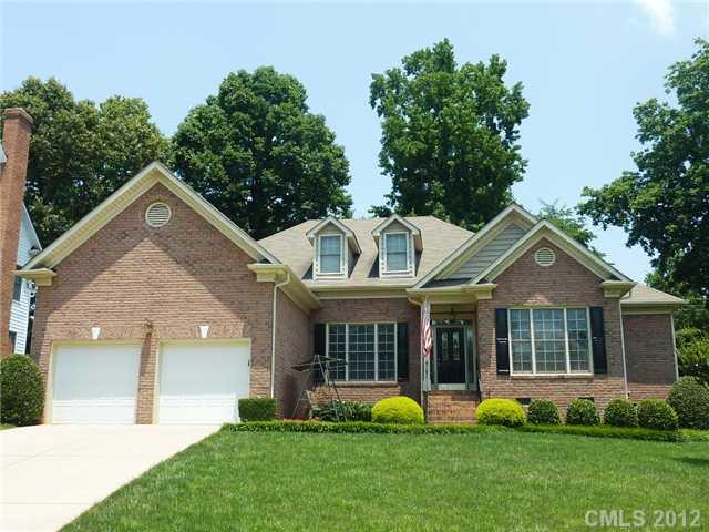11527 Sir Francis Drake Drive Charlotte NC 28277