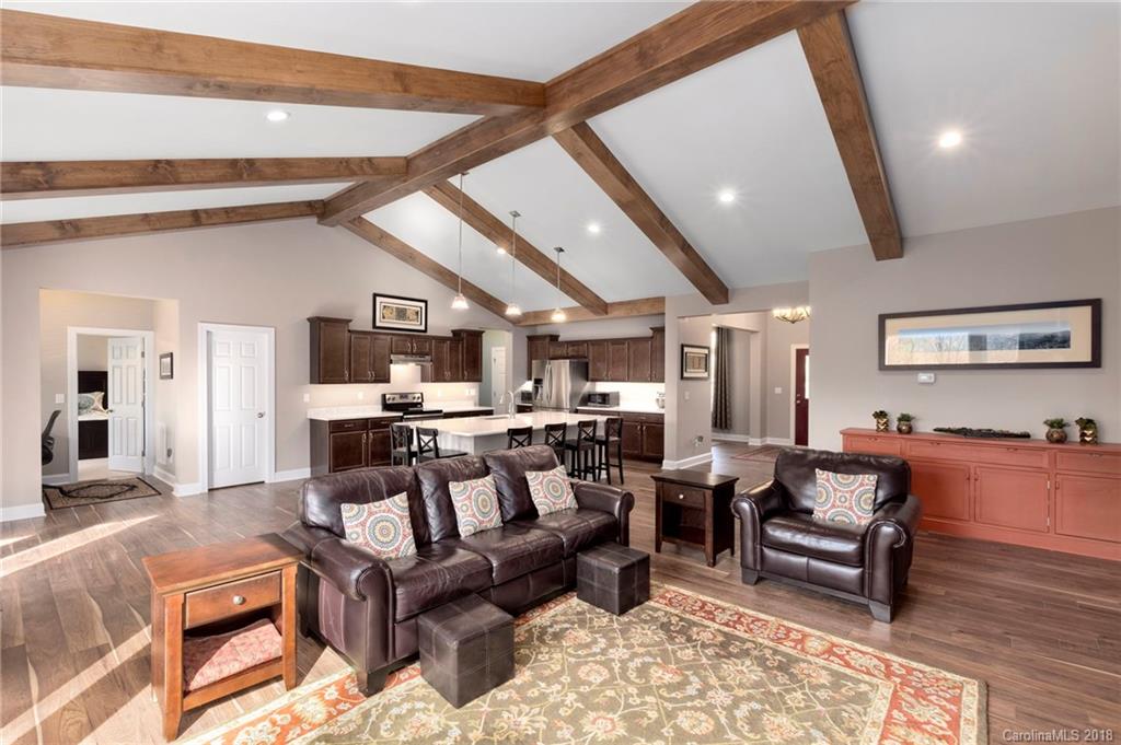 19 Hawtree Court Weaverville NC 28787