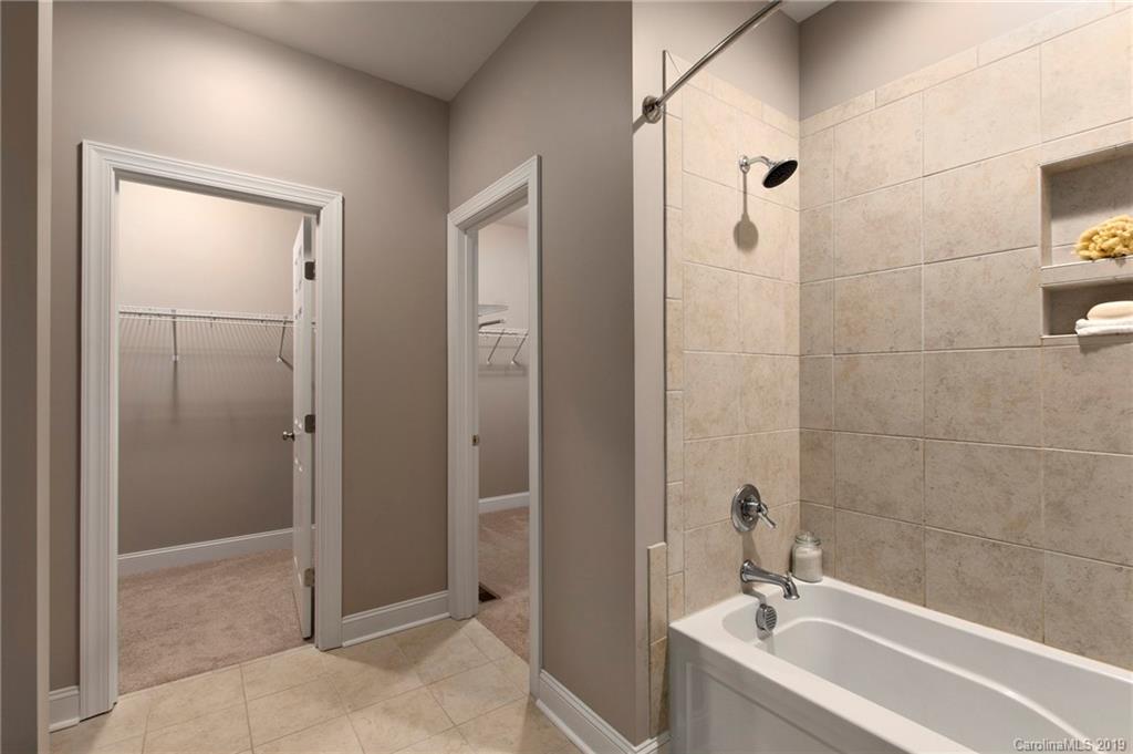 19 Hawtree Court Weaverville NC 28787