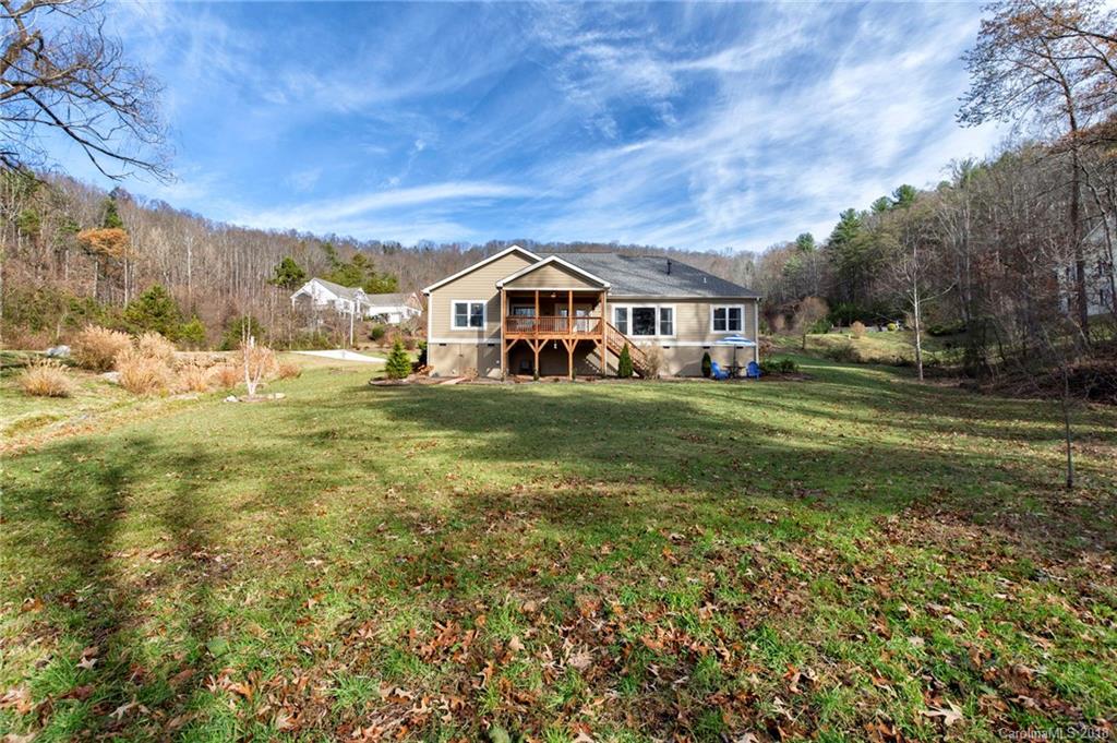 19 Hawtree Court Weaverville NC 28787