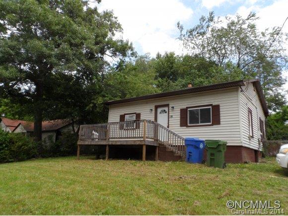 19 Oak Hill Circle Asheville NC 28806
