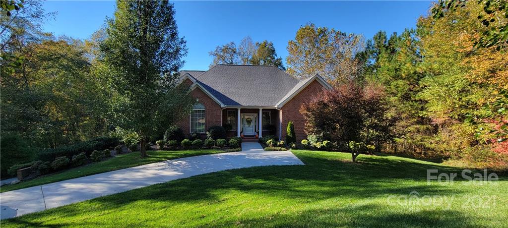 5025 Woodwinds Drive NE Hickory NC 28601
