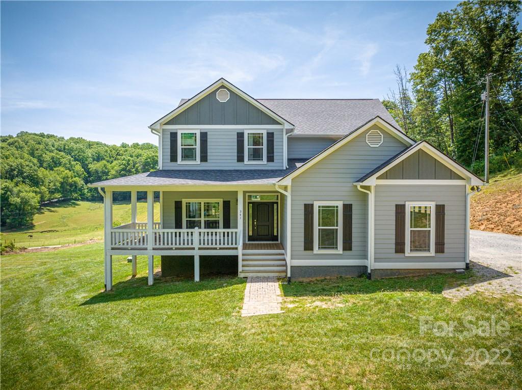 341 Queen Cove Road Waynesville NC 28785