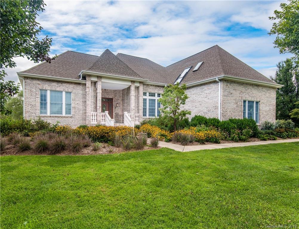 140 Benton Farms Lane Horse Shoe NC 28742