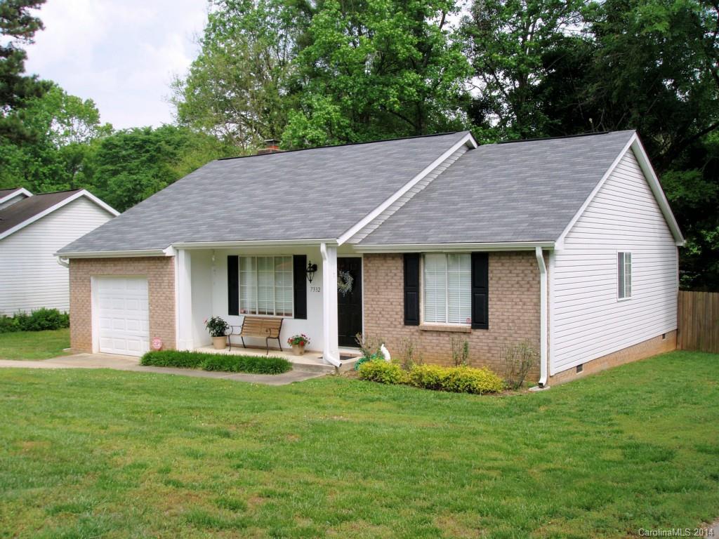 7332 Glenmont Drive Charlotte NC 28227