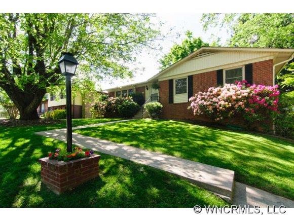 236 Saint Johns Street Arden NC 28704