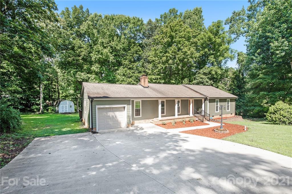 11515 Gelding Drive Charlotte NC 28215