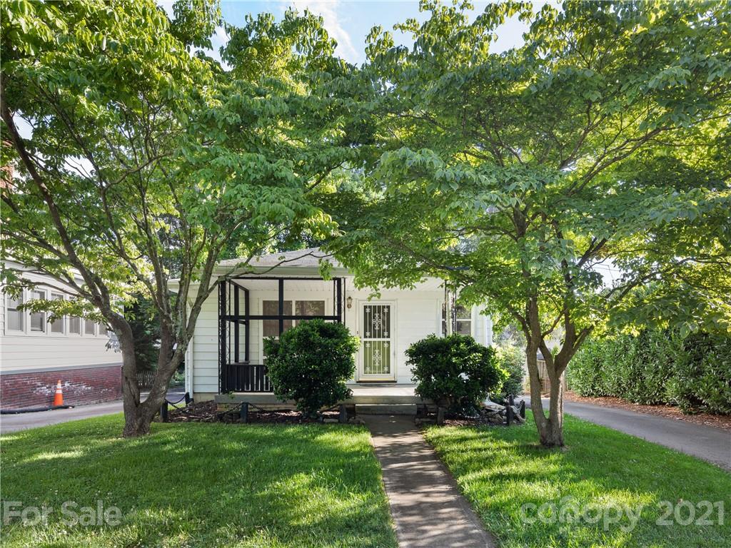 11 Brucemont Place Asheville NC 28806