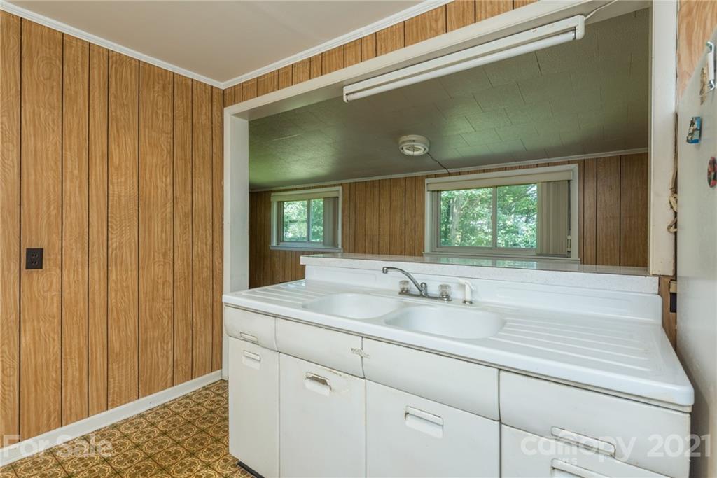 233 Gatchell Street Black Mountain NC 28711