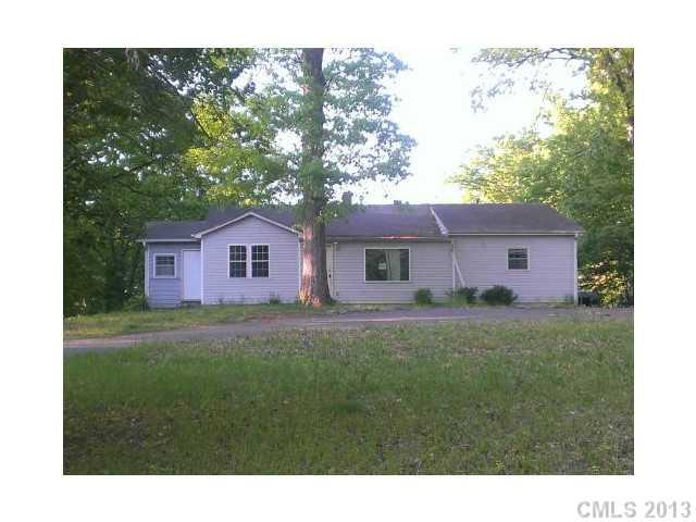 524 Greenwood Drive Charlotte NC 28217