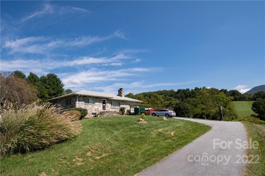 3 Wilson Lane Fairview NC 28730