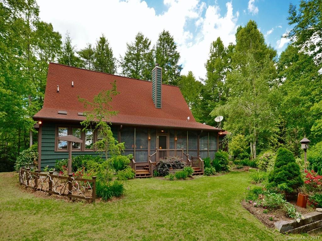 865 Whites Lake Boulevard Saluda NC 28773