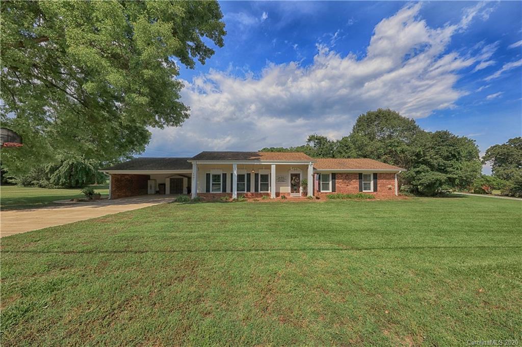 1801 N Barkley Road Statesville NC 28677