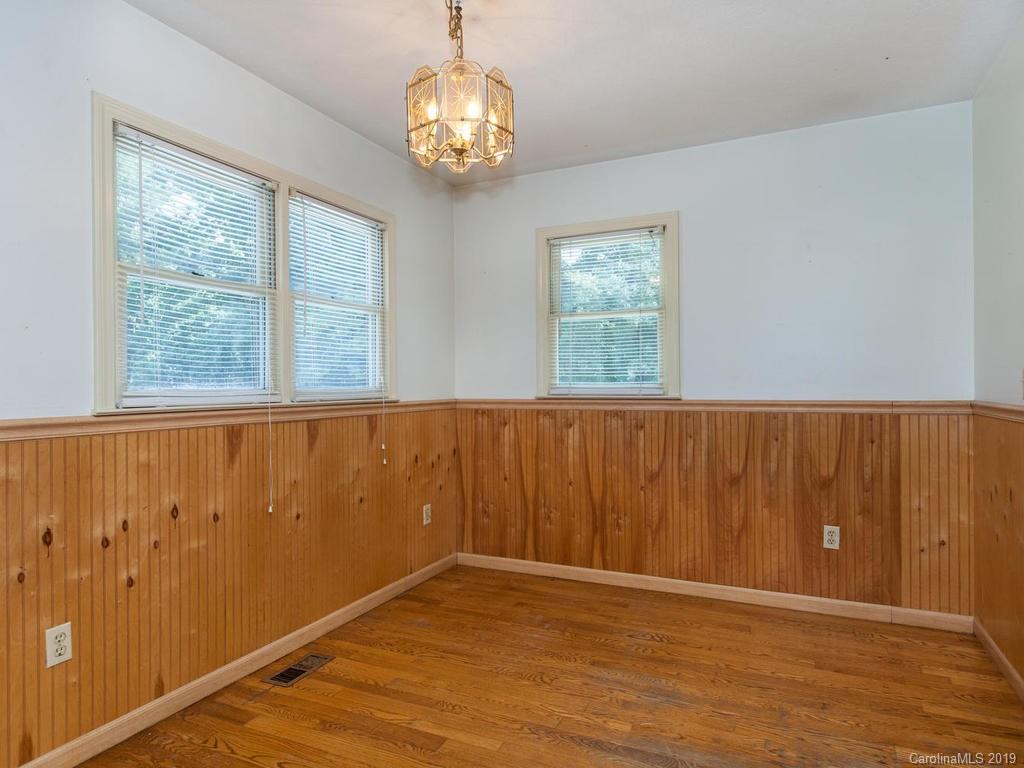 21 Redmond Drive Fletcher NC 28732