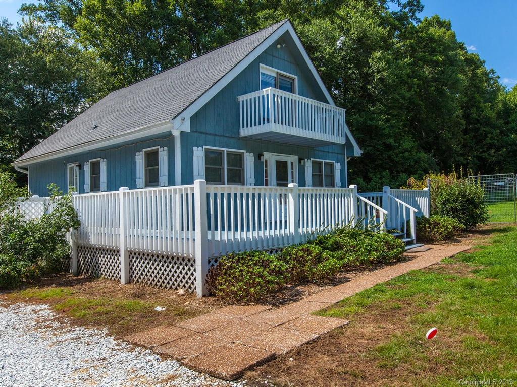 21 Redmond Drive Fletcher NC 28732