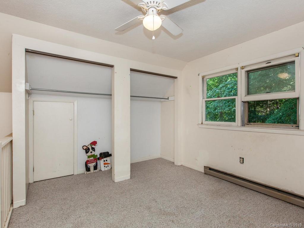 21 Redmond Drive Fletcher NC 28732