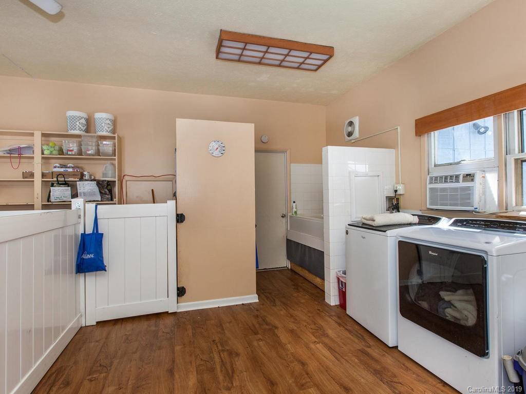 21 Redmond Drive Fletcher NC 28732