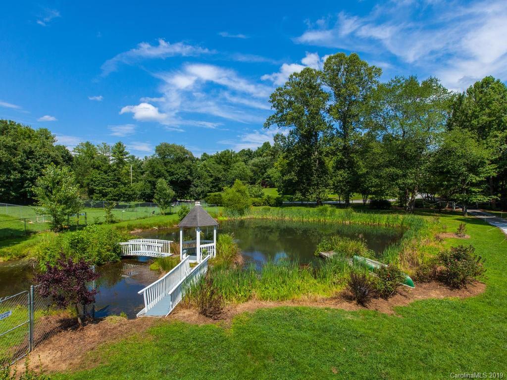 21 Redmond Drive Fletcher NC 28732