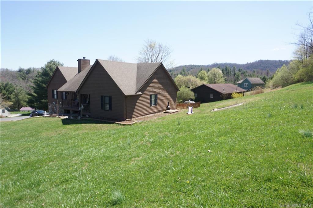180 Meadowlark Drive Spruce Pine NC 28777