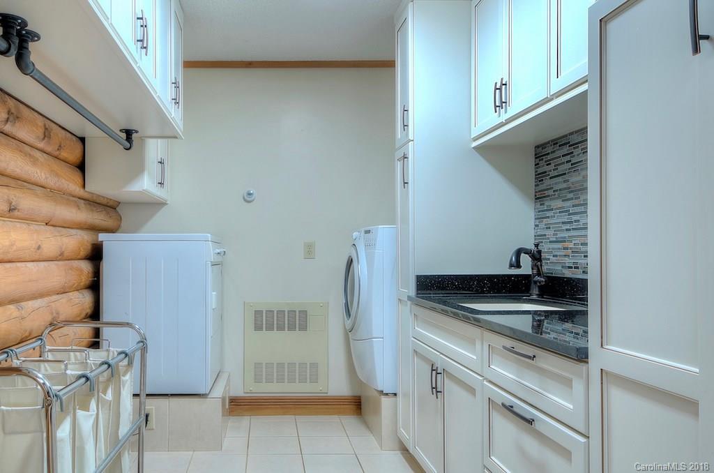 191 Red Bird Road Spruce Pine NC 28777