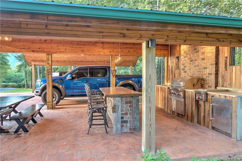 191 Red Bird Road Spruce Pine NC 28777