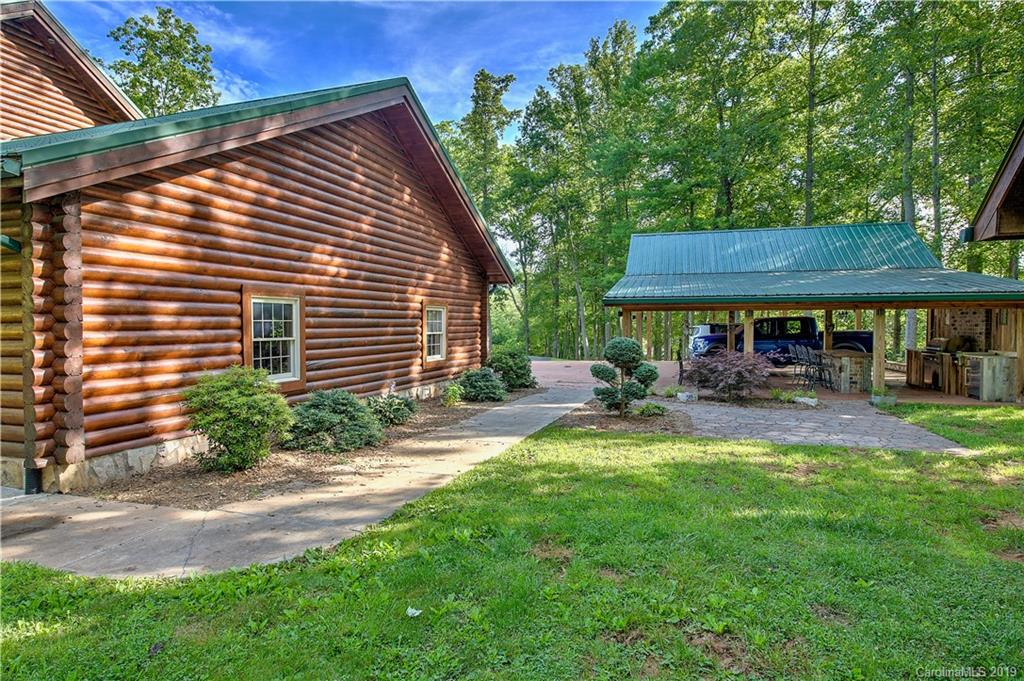 191 Red Bird Road Spruce Pine NC 28777